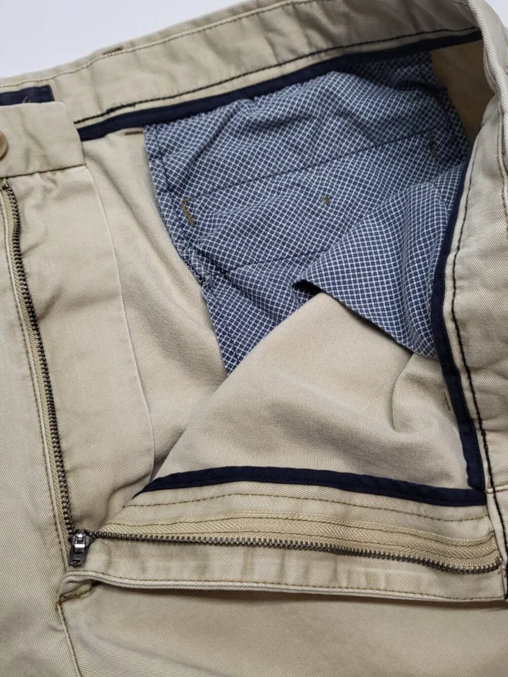 Roundtree & Yorke Casuals Mens Chino Pants 44 X 30 Flat Front High Rise Cotton